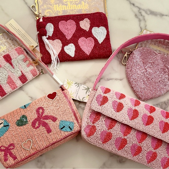 Red and Pink Beaded Love Pouch - Picture 3 of 3